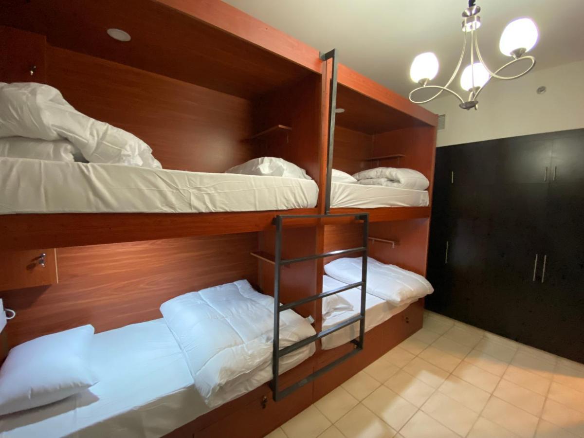 Elegance Hostel Dubaj Kültér fotó